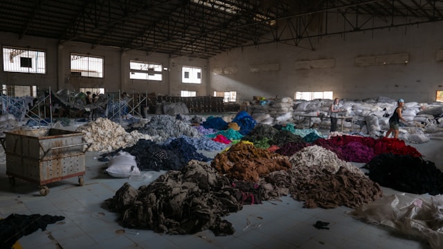 Lagos, Nigeria, prohibirá los residuos textiles en los vertederos en un plazo de tres meses