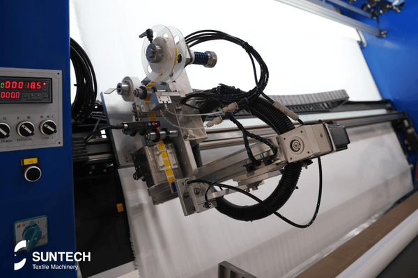 ¿Cuál es la velocidad máxima de una máquina de inspección de telas con IA?